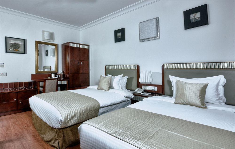 Clubhouse Nami Residency, Ahmedabad Hotel Exterior photo